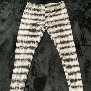 Black & White leggings